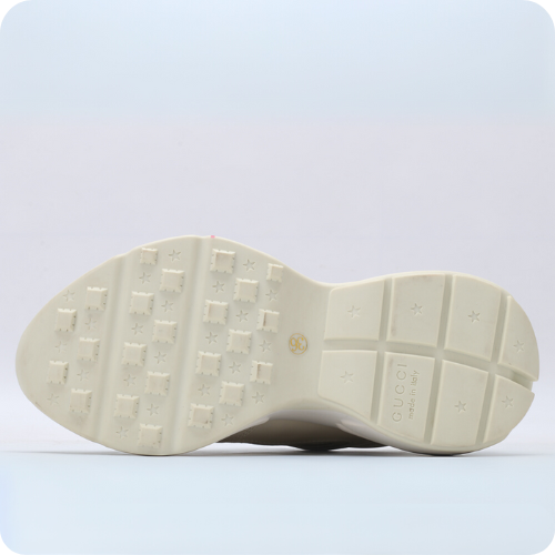Tênis Gucci Rhyton Letter v2