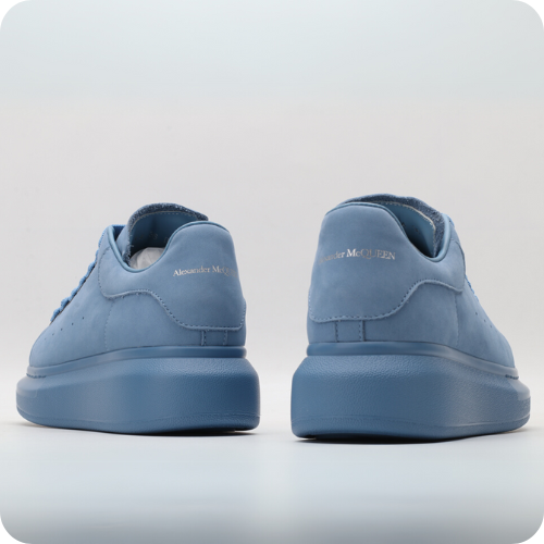 Tênis Alexander McQueen Light Blue